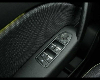 Renault Captur 1.2 eco-g Techno 120cv (15)