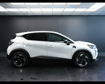 Renault Captur 1.2 eco-g Techno 120cv (4)