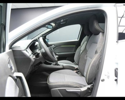 Renault Captur 1.2 eco-g Techno 120cv (8)