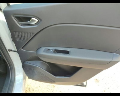 Renault Captur 1.2 eco-g Evolution 120cv (11)
