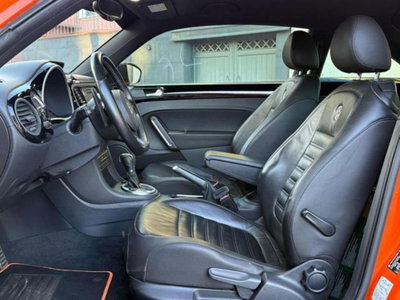 Volkswagen Maggiolino 2.0 TSI DSG Sport (7)