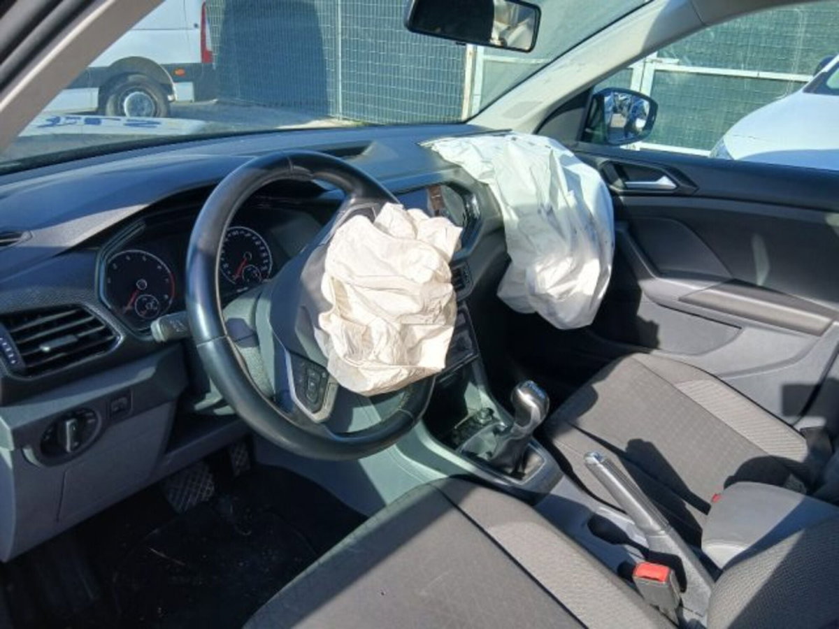 Volkswagen T-Cross 1.0 TSI 110 CV DSG Sport (14)