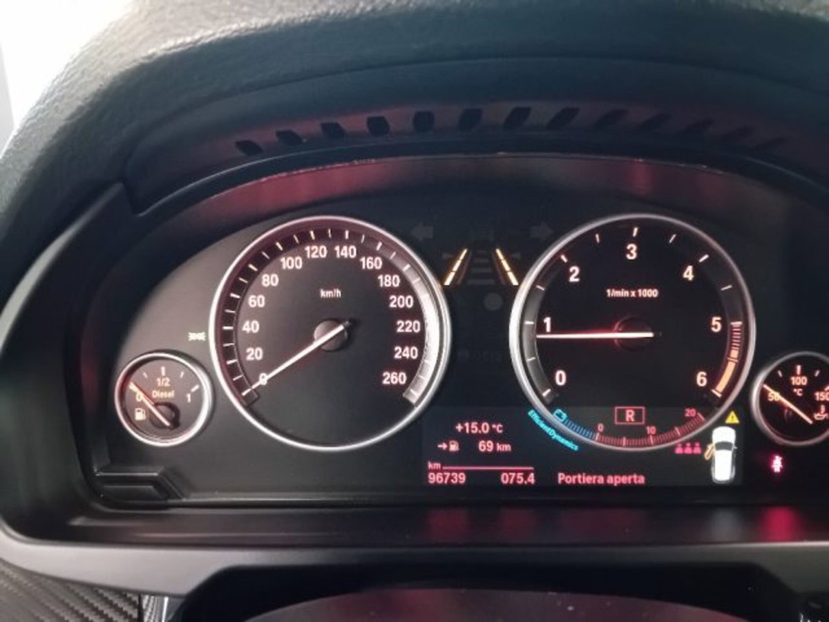 BMW X5 xDrive25d (16)