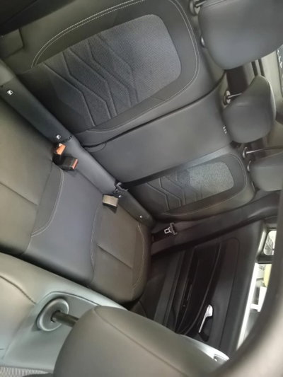 Jeep Avenger 1.2 turbo Summit fwd 100cv (14)