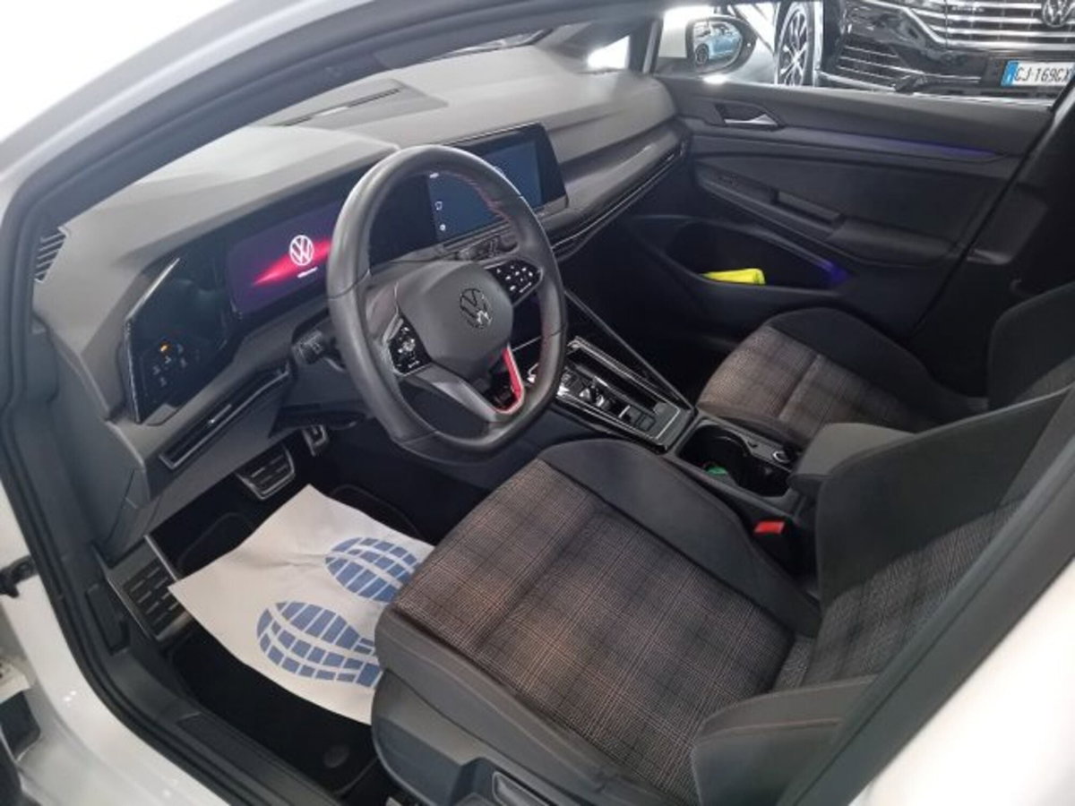 Volkswagen Golf 2.0 TSI GTI DSG (12)