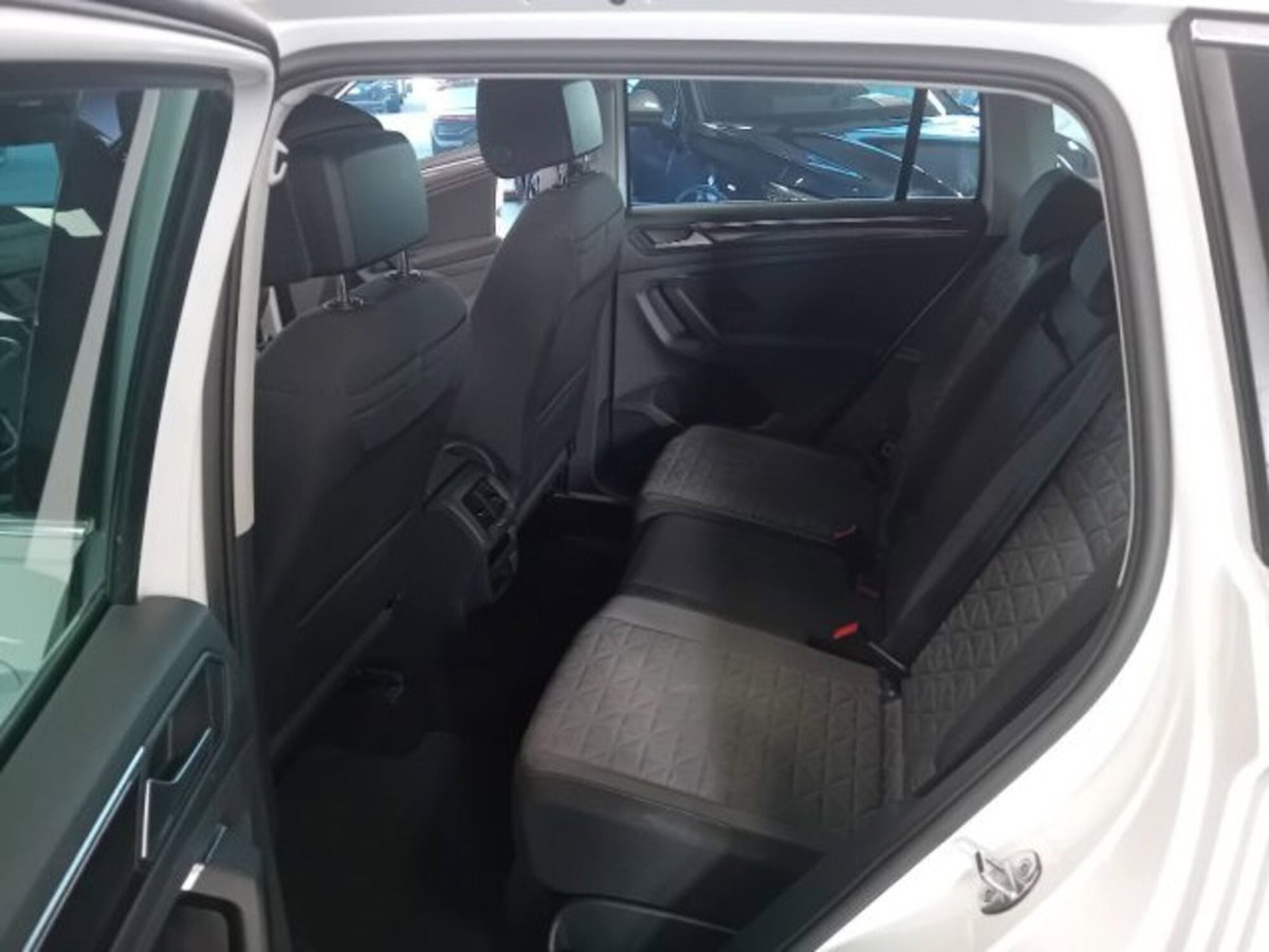Volkswagen Tiguan 2.0 TDI 150 CV SCR DSG 4MOTION Life (12)