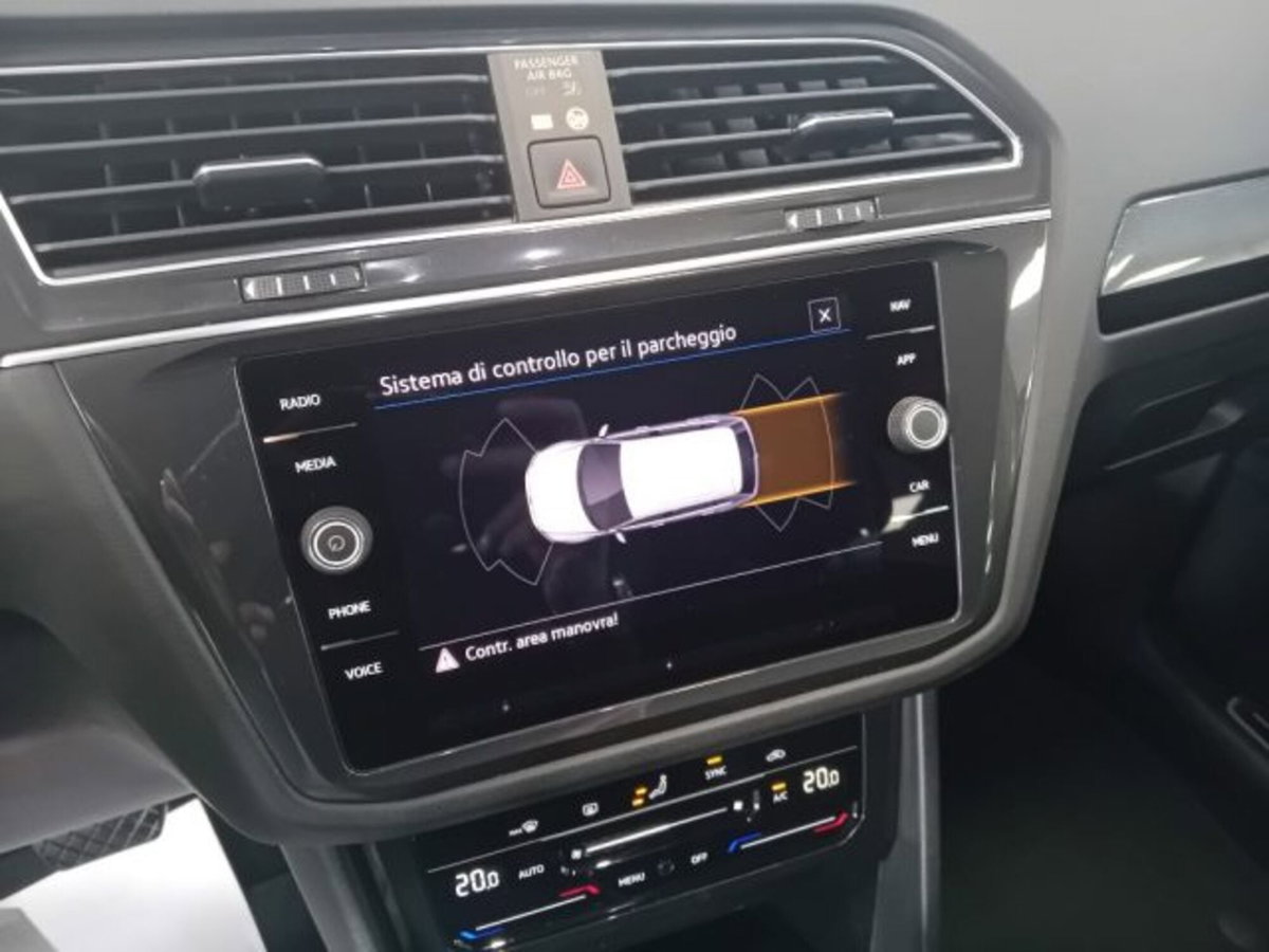 Volkswagen Tiguan 2.0 TDI 150 CV SCR DSG 4MOTION Life (18)