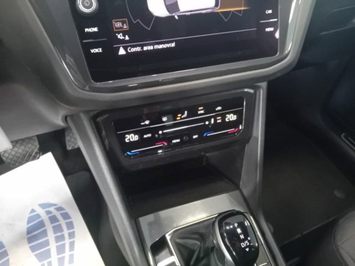 Volkswagen Tiguan 2.0 TDI 150 CV SCR DSG 4MOTION Life (19)