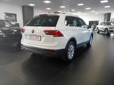 Volkswagen Tiguan 2.0 TDI 150 CV SCR DSG 4MOTION Life (8)