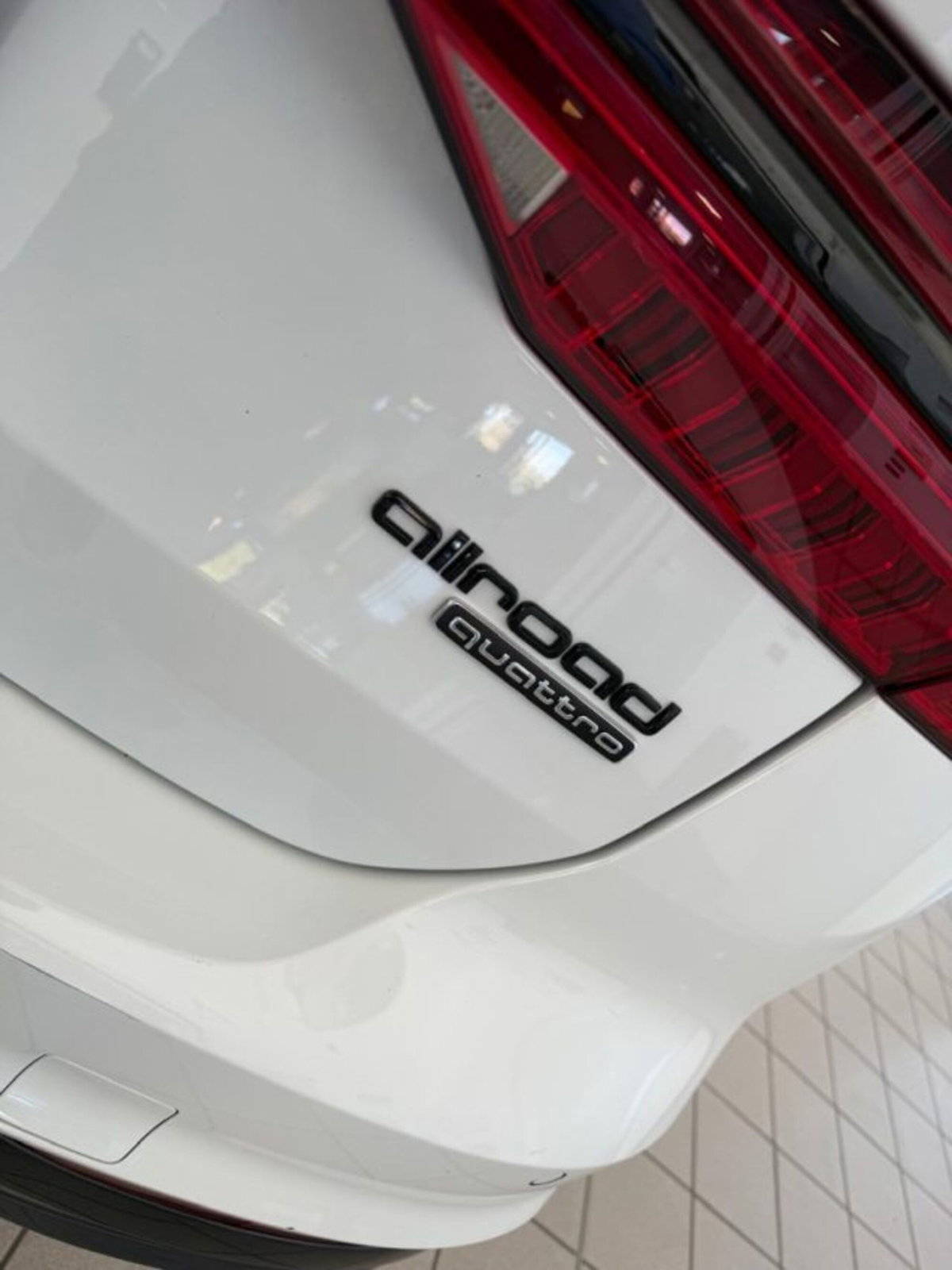 Audi A6 Allroad 45 3.0 tdi mhev 48V quattro 245cv s-tronic (20)