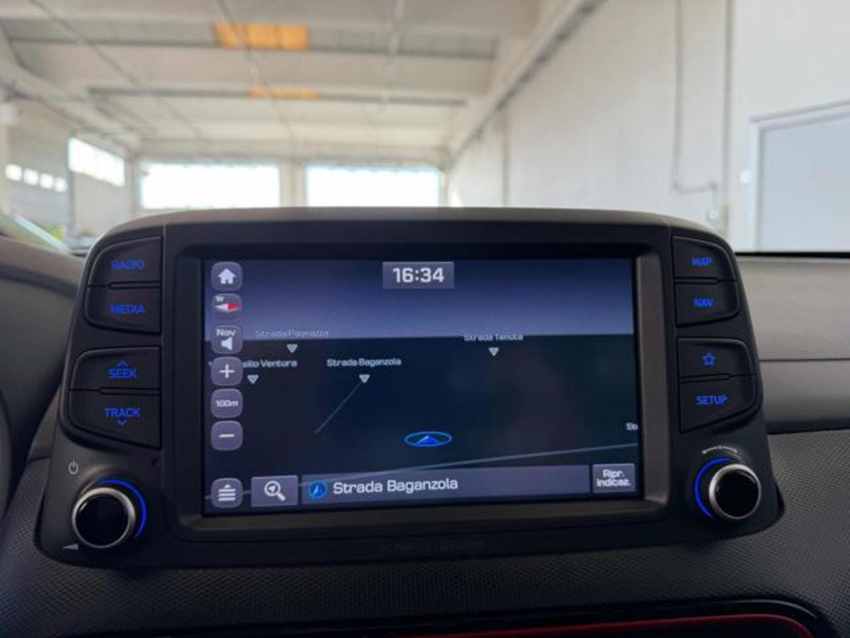 Hyundai Kona 1.6 CRDI 136 CV DCT Xpossible (12)