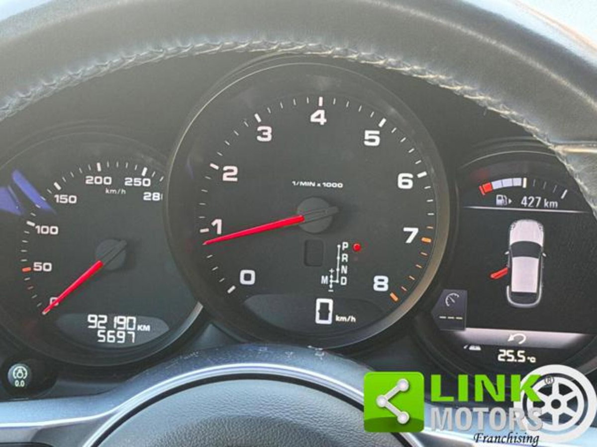 Porsche Macan 2.0 (13)