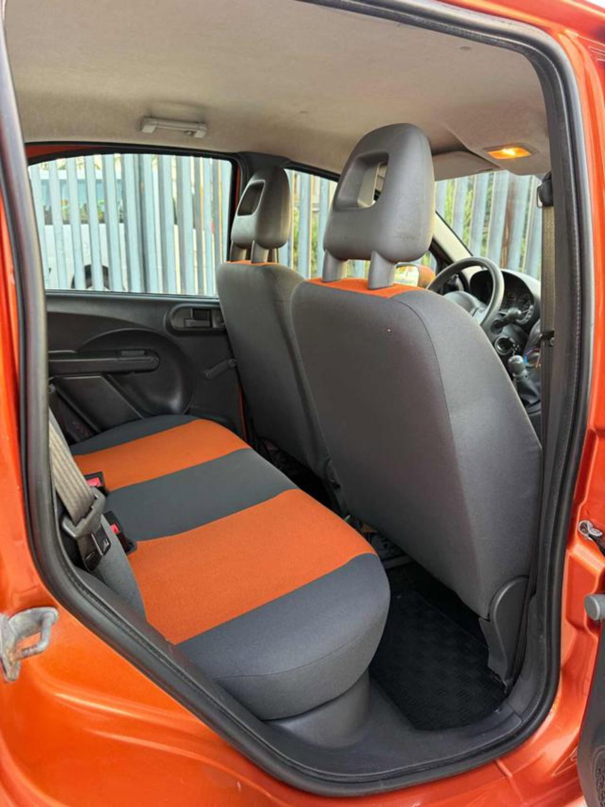 Fiat Panda 1.2 Emotion (8)