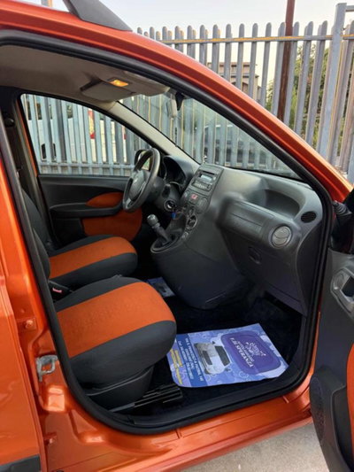 Fiat Panda 1.2 Emotion (9)