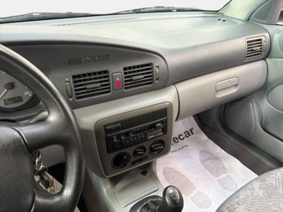 Skoda Octavia 1.6/75 CV cat GLX (10)