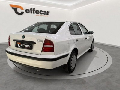 Skoda Octavia 1.6/75 CV cat GLX (6)