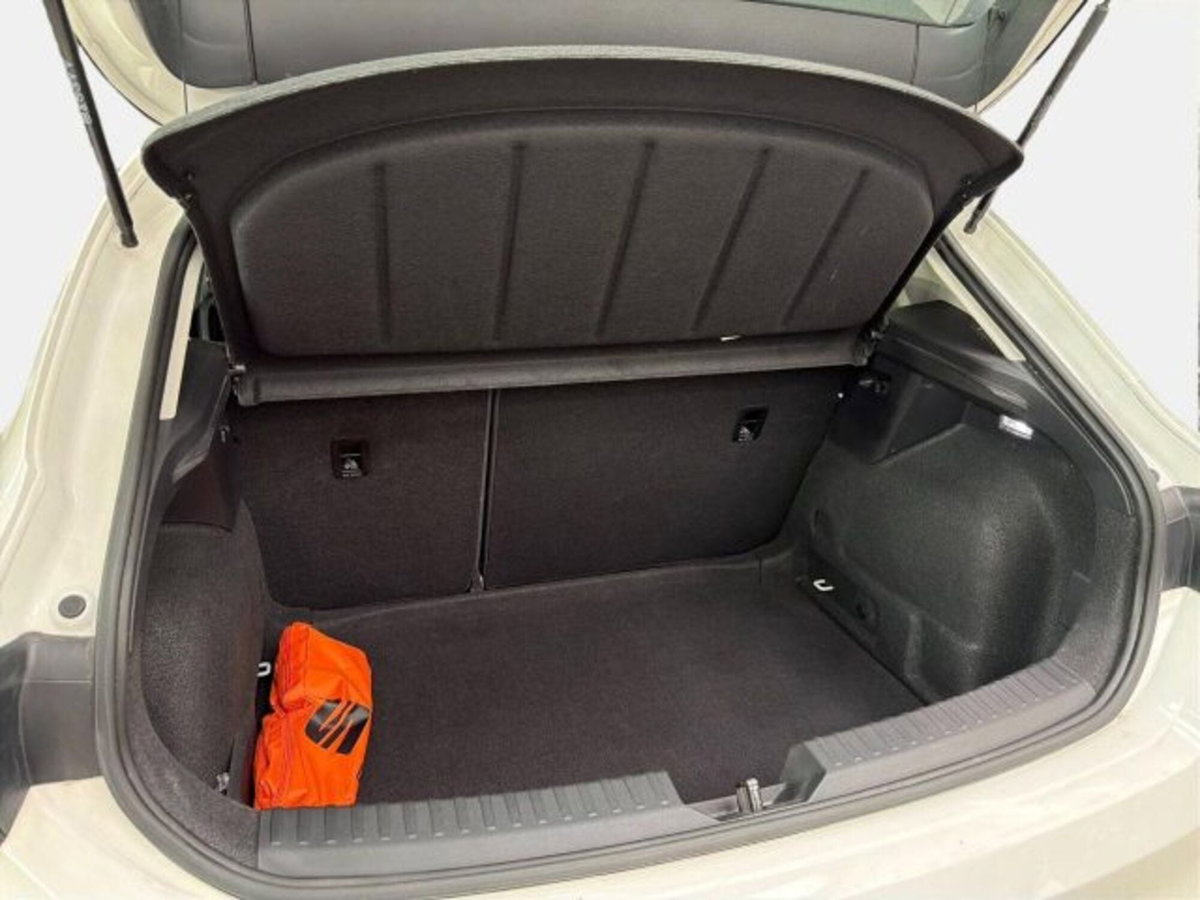 SEAT Leon 2.0 TDI Business (14)