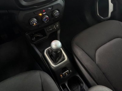Jeep Renegade 1.6 E-TorQ EVO Longitude (11)
