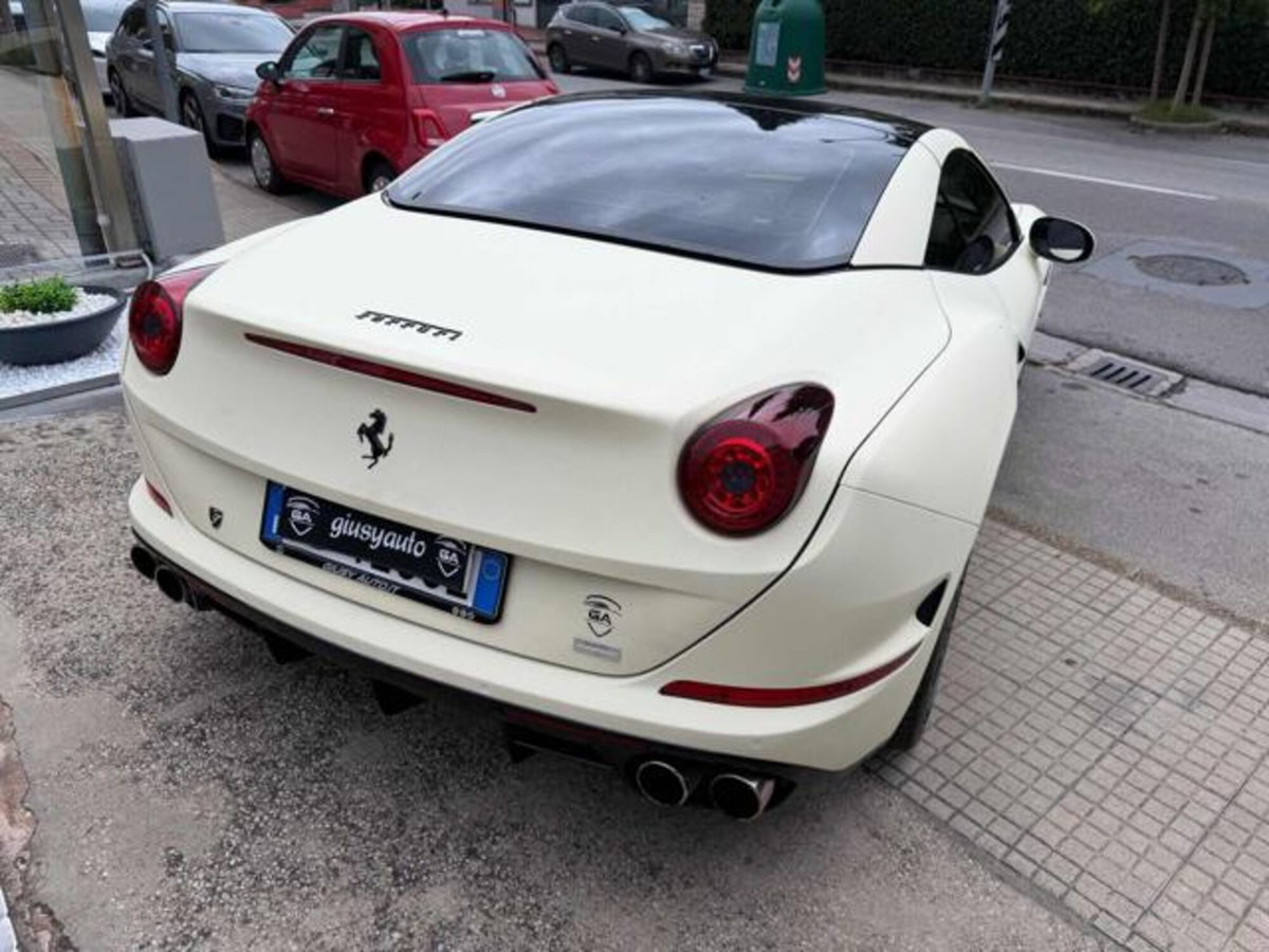 Ferrari California Spider California T DCT (4)