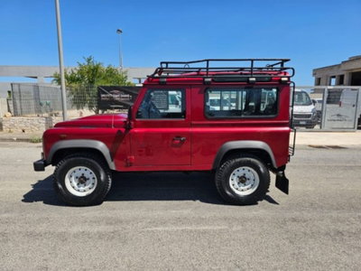 Land Rover Defender 90 2.2 TD4 Station Wagon N1 (9)