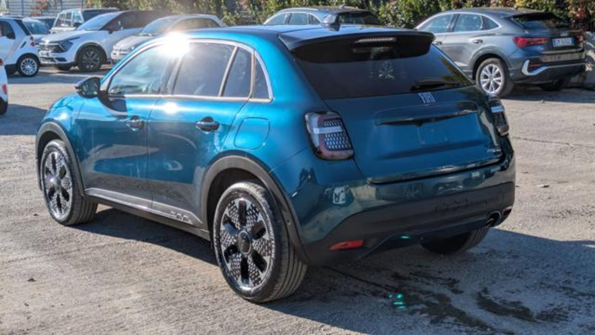 Fiat 600 1.2 hybrid La Prima 110cv auto (4)