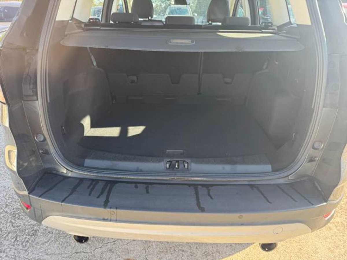 Ford Kuga 1.5 EcoBlue 120 CV 2WD ST-Line (15)