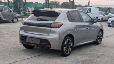 Peugeot 208 50 kWh Allure (3)
