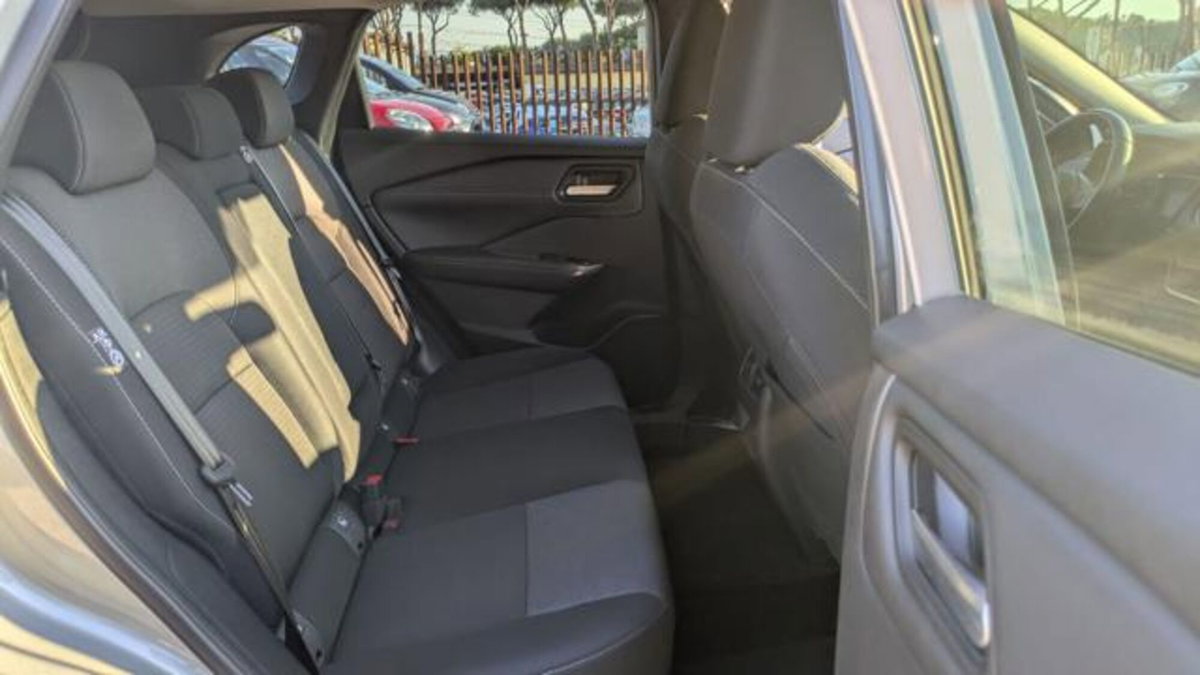 Nissan Qashqai 1.3 mhev N-Connecta 2wd 158cv xtronic (11)