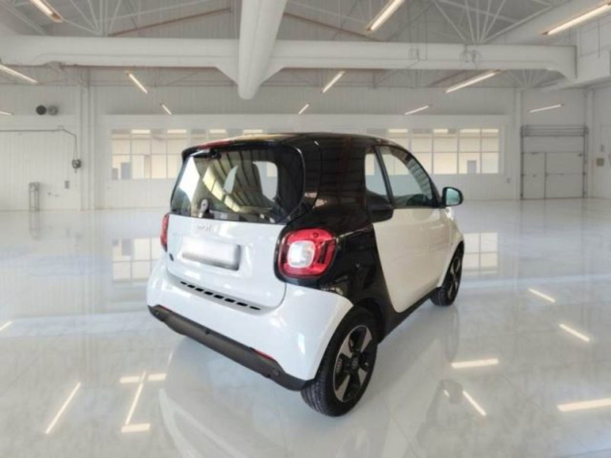 smart Fortwo EQ Passion Nightsky (2)