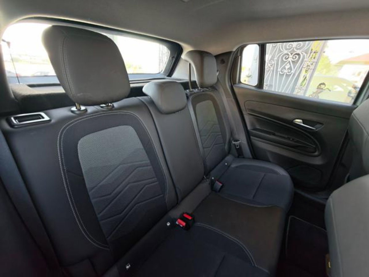 Jeep Avenger 1.2 turbo Altitude fwd 100cv (11)