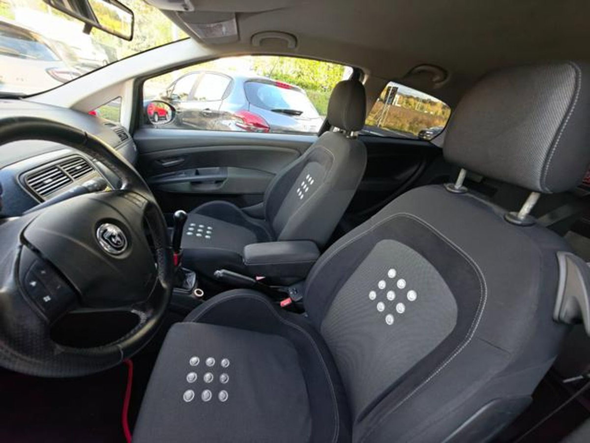 Fiat Grande Punto 1.4 T-Jet 16V 3 porte Sport (9)