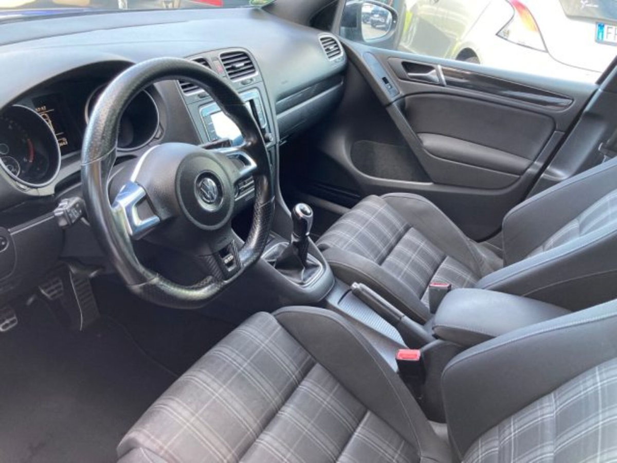 Volkswagen Golf 2.0 TDI 170CV DPF 5p. GTD (9)