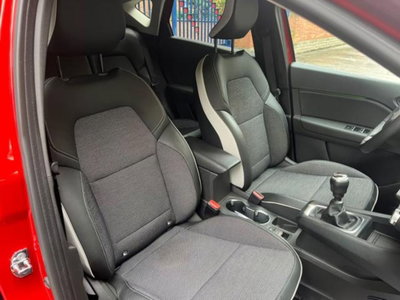 Renault Captur TCe 90 CV Intens (13)
