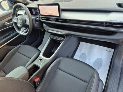 Jeep Avenger 1.2 turbo Summit fwd 100cv (13)