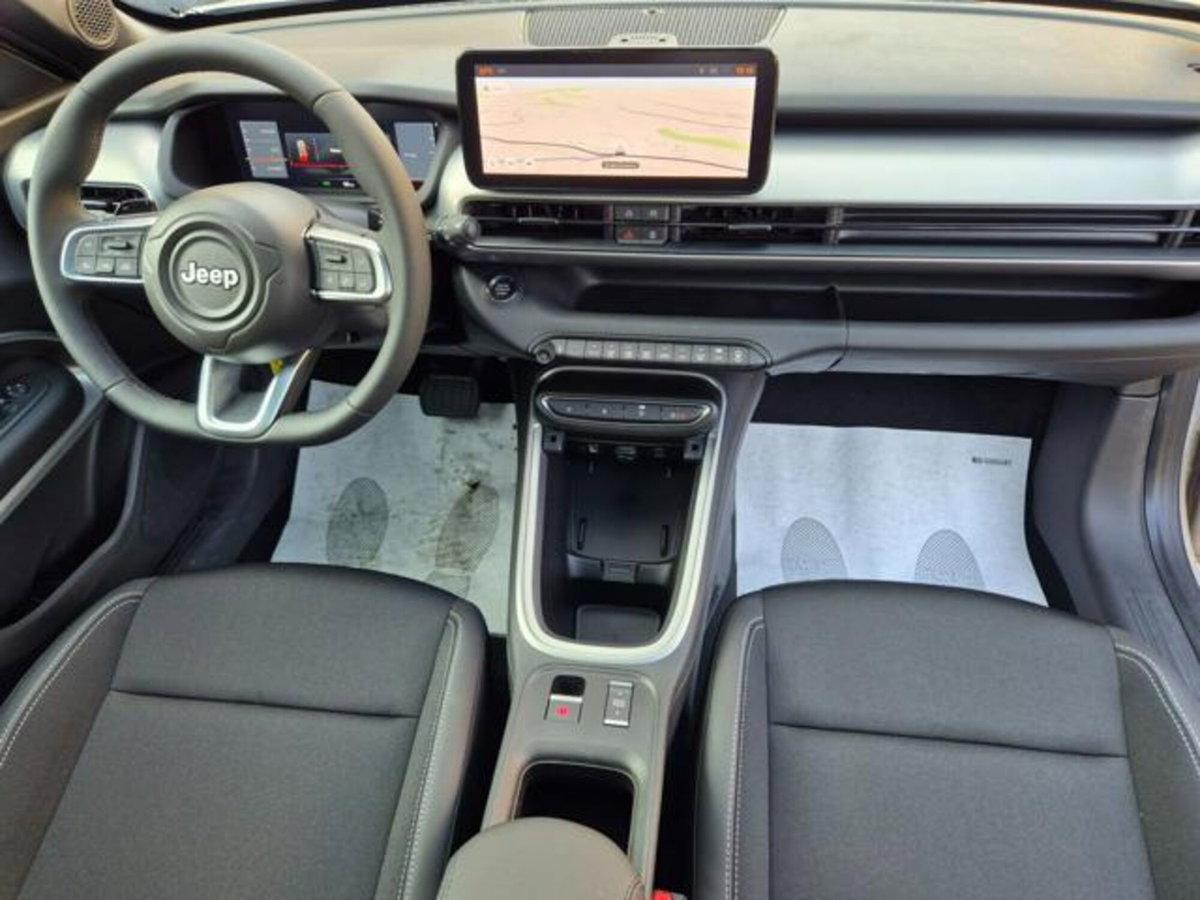 Jeep Avenger 1.2 turbo Summit fwd 100cv (14)
