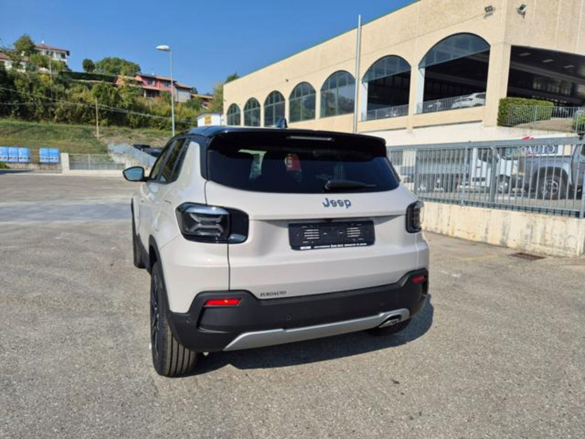 Jeep Avenger 1.2 turbo Summit fwd 100cv (8)