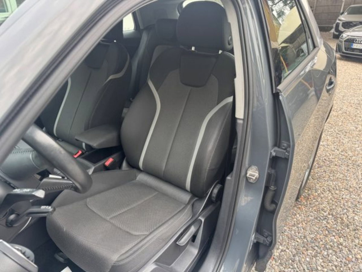 Audi Q2 Q2 35 TFSI S tronic Admired Advanced (9)