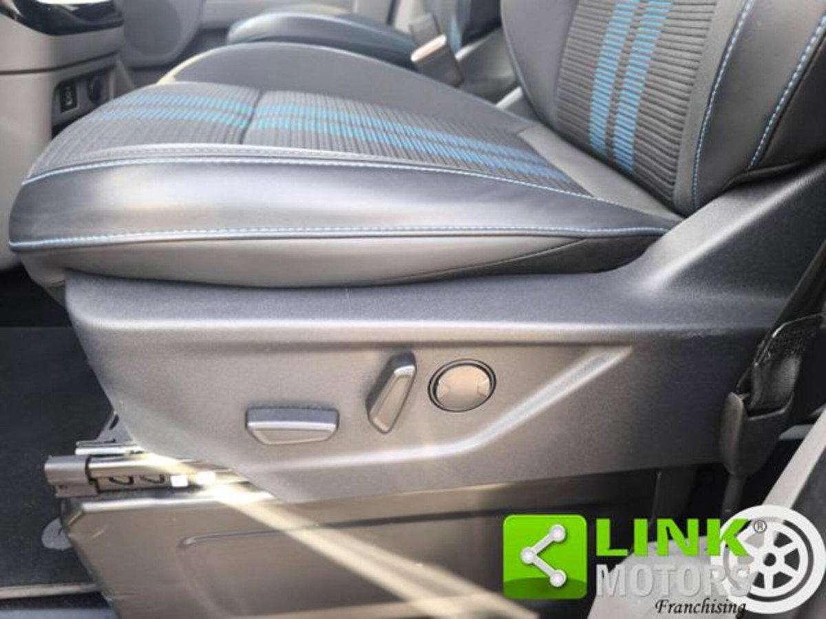 Ford Tourneo Custom 340 2.5 Duratec phev 233cv Sport L1H1 (17)