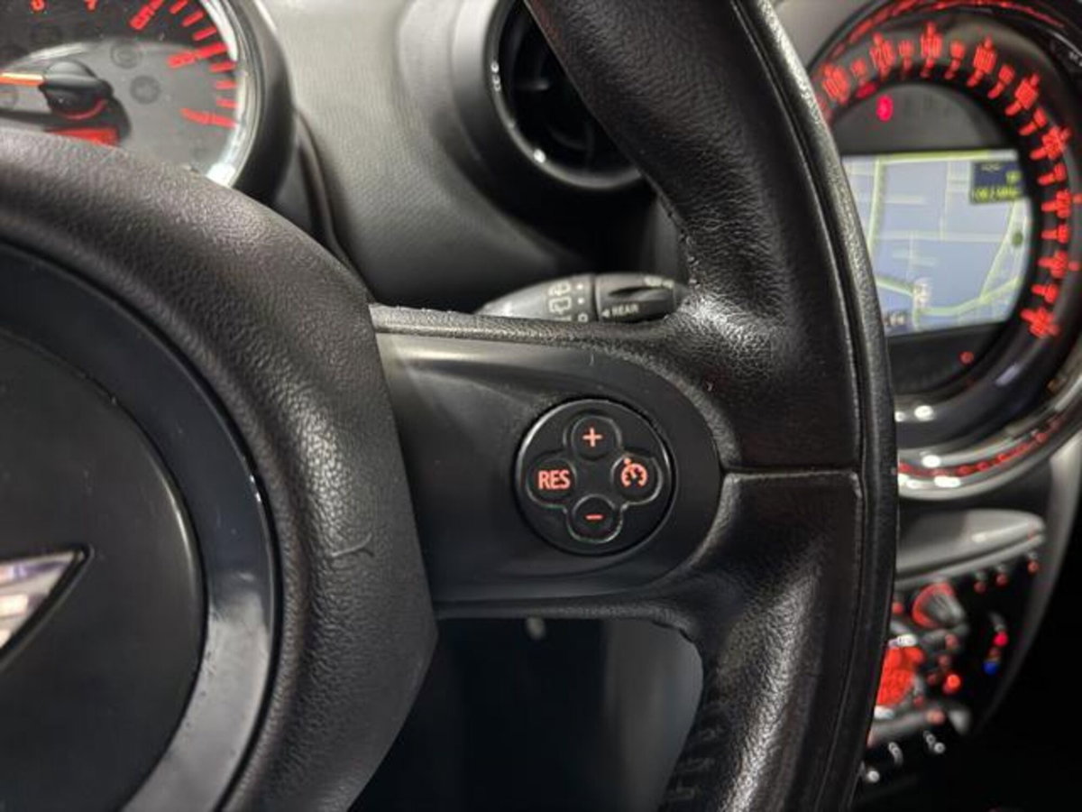 MINI Mini Countryman 2.0 Cooper D Business XL Countryman Automatica (14)