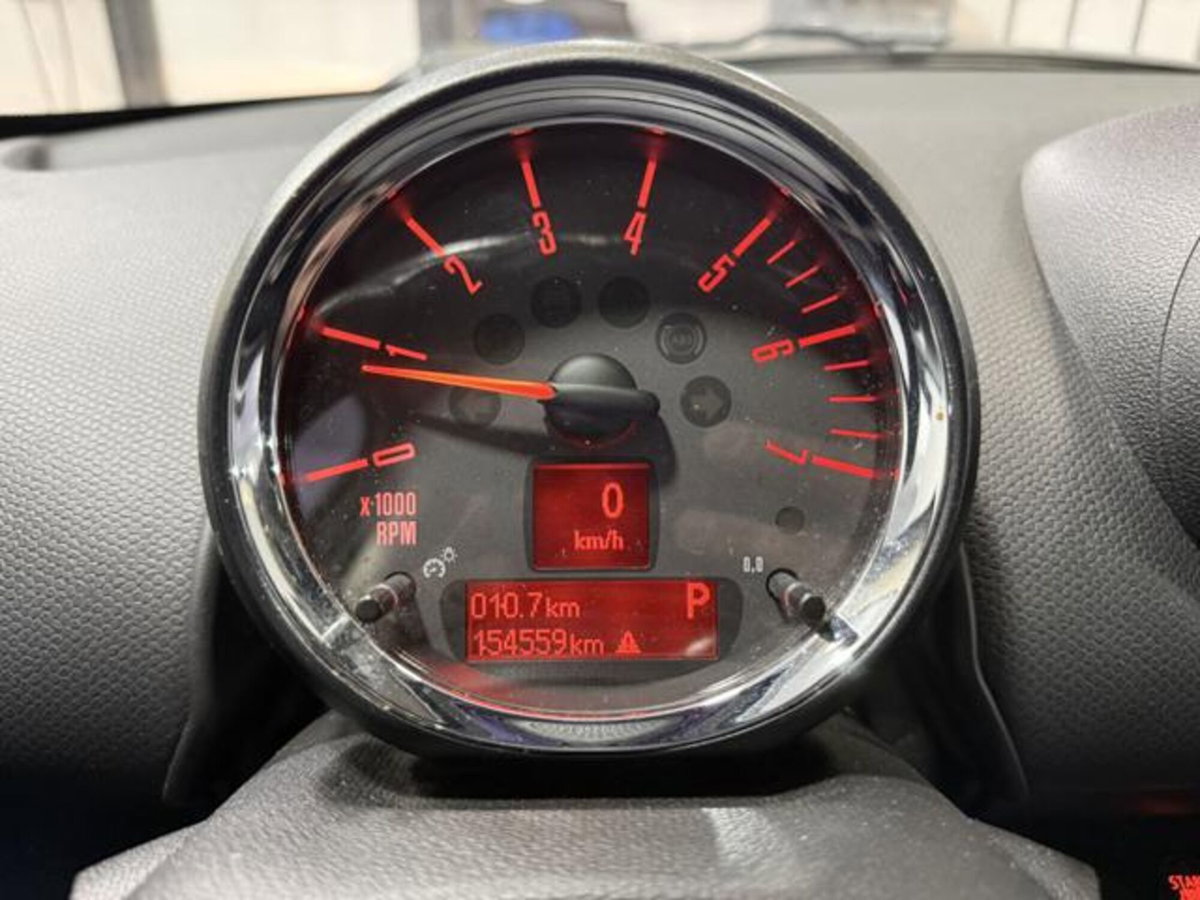 MINI Mini Countryman 2.0 Cooper D Business XL Countryman Automatica (16)