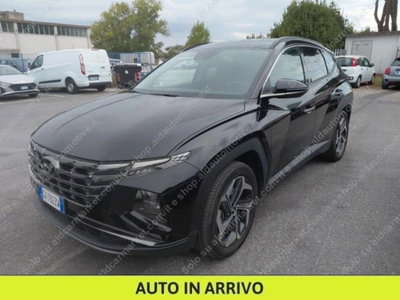 Hyundai Tucson 1.6 hev Exellence 2wd auto (2)