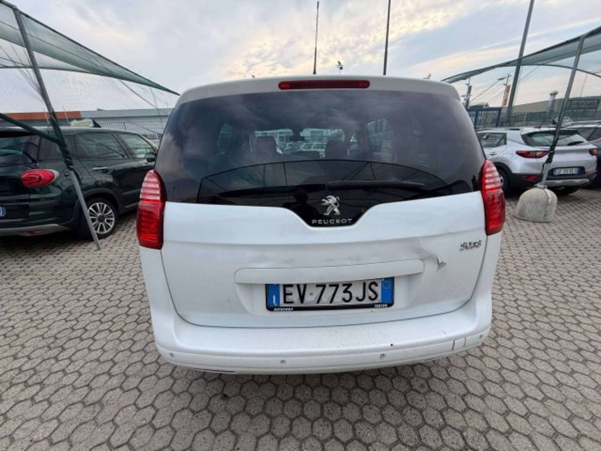 Peugeot 5008 2.0 HDi 163CV aut. Business (3)