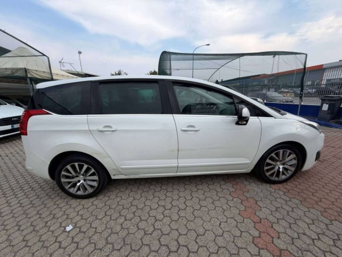 Peugeot 5008 2.0 HDi 163CV aut. Business (4)