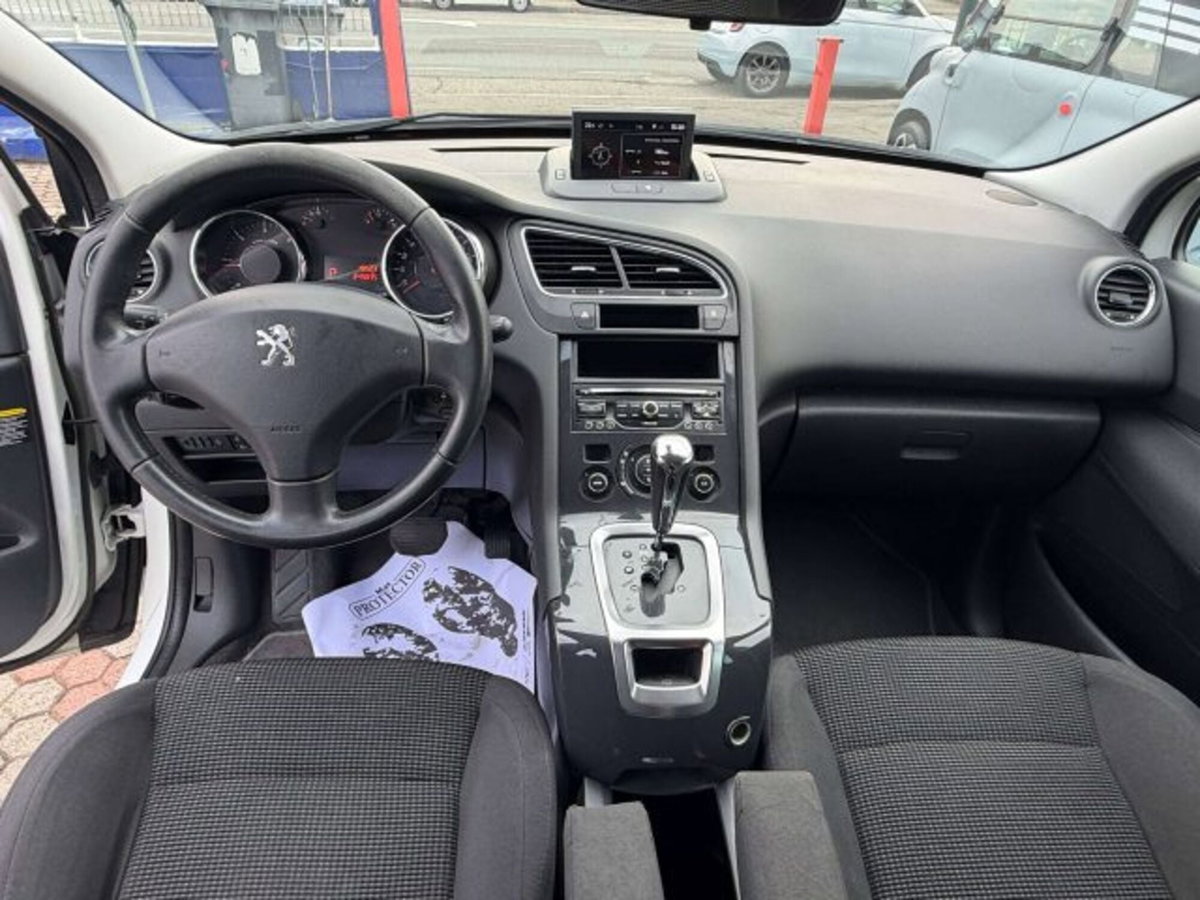 Peugeot 5008 2.0 HDi 163CV aut. Business (6)