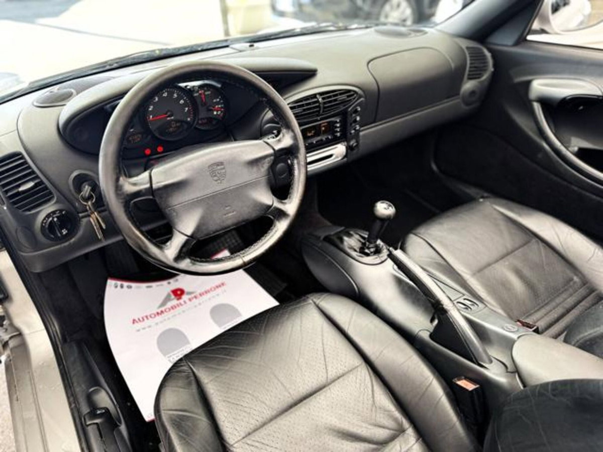 Porsche Boxster 2.5i 24V cat (7)