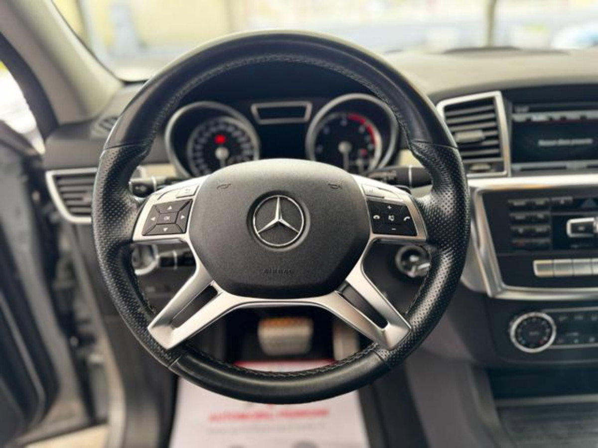 Mercedes-Benz Classe ML 250 BlueTEC 4Matic Sport (16)