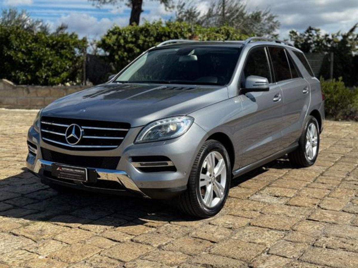 Mercedes-Benz Classe ML 250 BlueTEC 4Matic Sport (4)