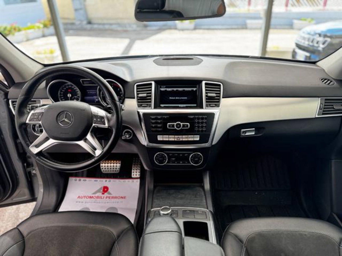 Mercedes-Benz Classe ML 250 BlueTEC 4Matic Sport (8)