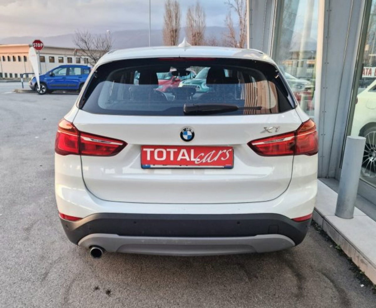 BMW X1 xDrive18d Business Advantage (7)