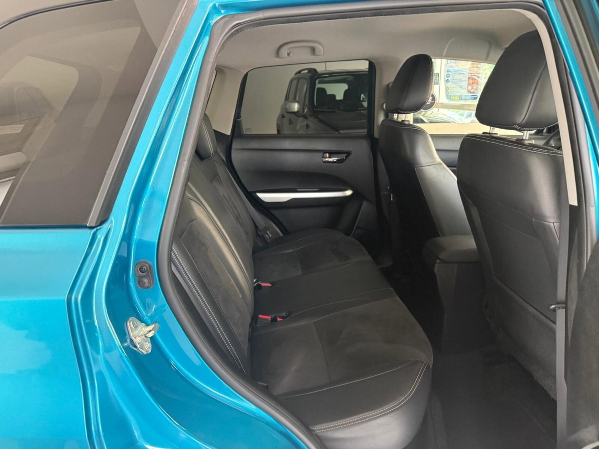 Suzuki Vitara 1.6 VVT 4WD AllGrip V-Top (15)